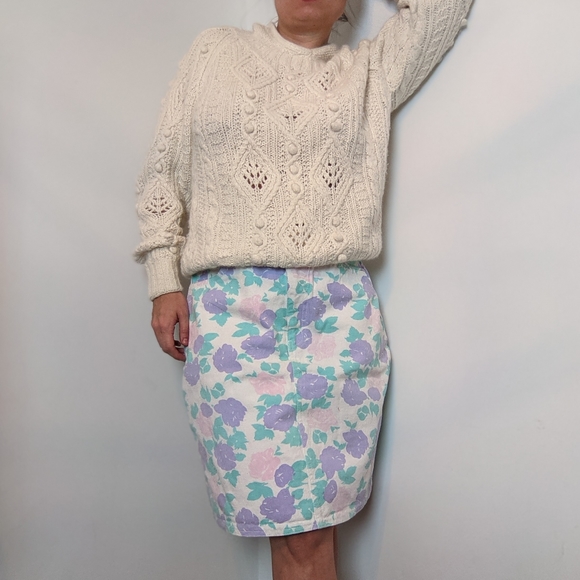 Vintage highwaised Pastel Floral denim penci skirt - Picture 15 of 15